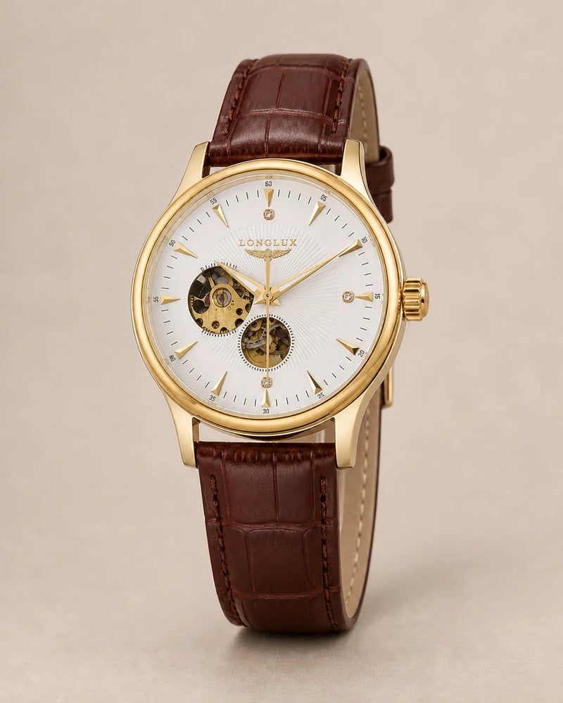 Relógio Masculino Automático Pulseira de Couro Vittorio White Gold em fundo neutro