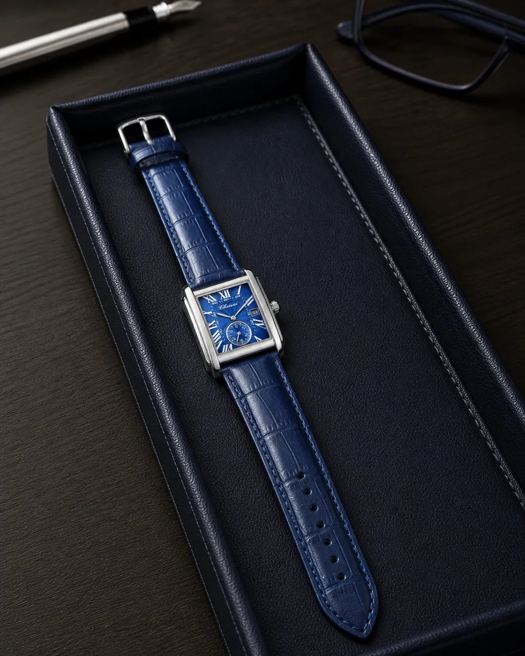 Relógio Masculino Quartz Windsor Blue completo em estojo azul, com pulseira inteira