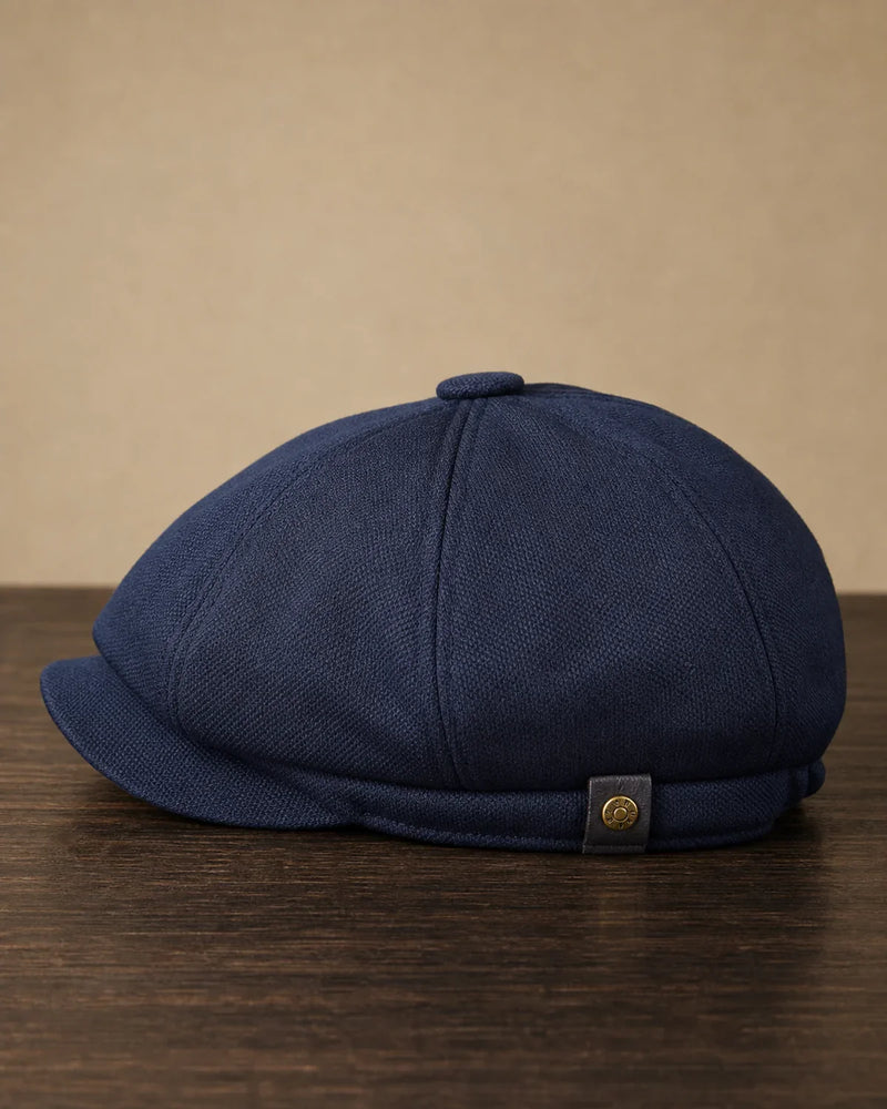 Boina Italiana Masculina Poliéster Azul Marinho – Elegância Atemporal Cappel detalhe lateral do acabamento e estrutura maleável