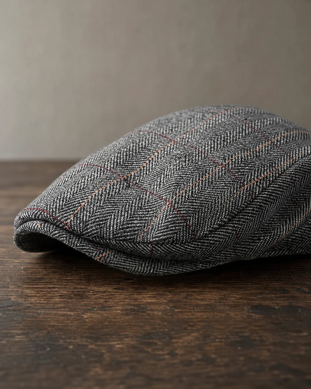 Detalhe da textura e costura da Boina Masculina Inglesa Algodão Grey