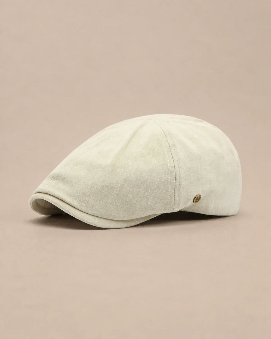 Boina Masculina Inglesa Algodão Oxford Beige em fundo neutro