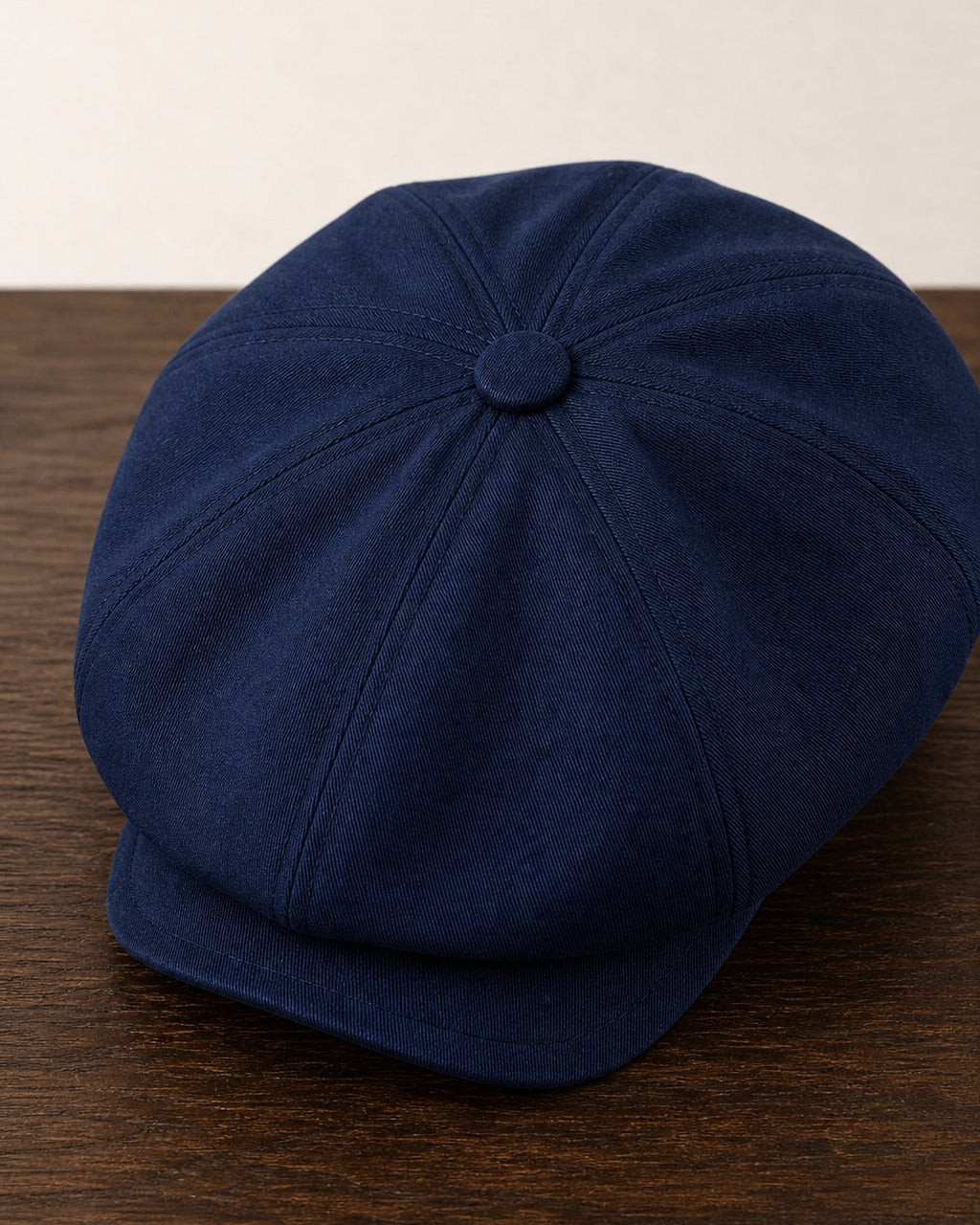 Detalhe do botão superior e dos gomos da Boina Masculina Italiana Algodão NewBoys Navy