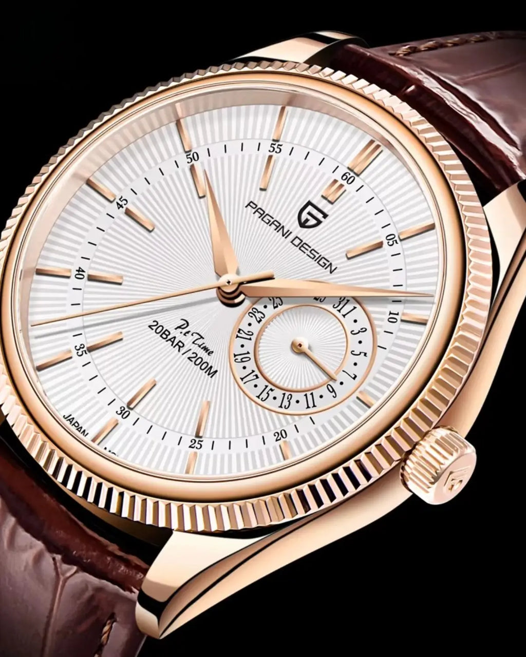 Detalhe da lateral do Relógio Masculino Pulseira de Couro Regent Brown Gold com acabamento dourado